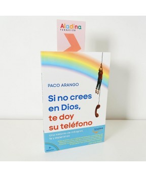 Libro solidario junto a marcapáginas de Fundación Aladina sobre fondo neutro